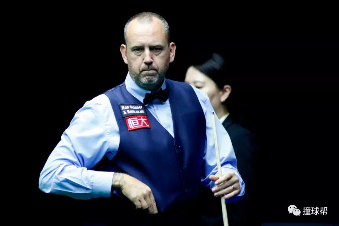 阿斯顿马丁逆转威廉姆斯，周冠宇关键制胜